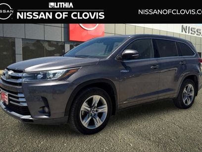 Used 2017 Toyota Highlander Limited w/ Carpet Mat Package