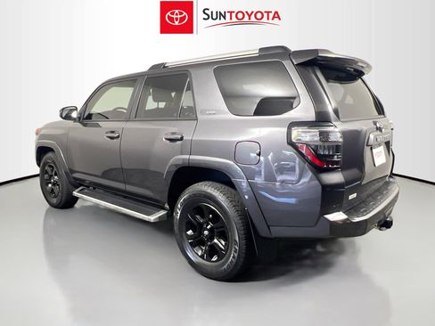 Used 2023 Toyota 4Runner SR5 image 6