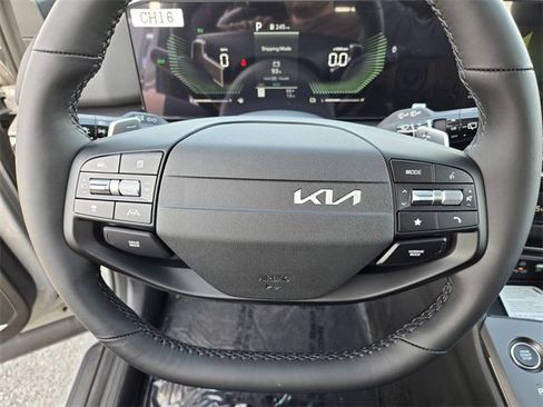 New 2026 Kia Sportage EX image 19