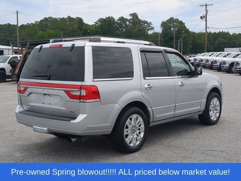 Used 2016 Lincoln Navigator Select AWD/4WD image 13