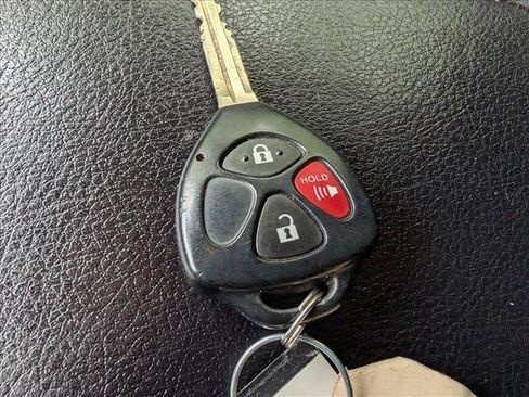 Used 2019 Toyota 4Runner TRD Off-Road AWD/4WD image 39
