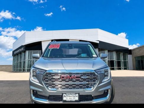 Certified 2023 GMC Terrain Denali w/ LPO, Floor Liner Package AWD/4WD image 5
