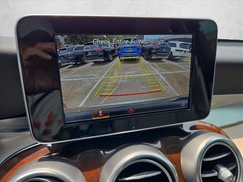 Used 2019 Mercedes-Benz GLC 300 image 11