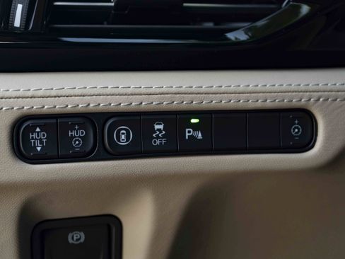 Used 2026 Acura MDX SH-AWD w/ Advance Package image 42