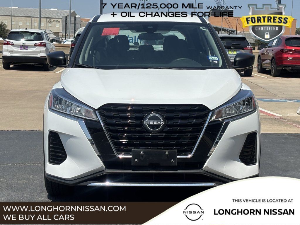 Used 2023 Nissan Kicks S FWD image 6