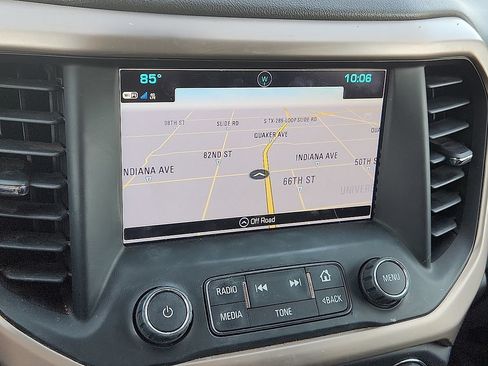 Used 2018 GMC Acadia Denali w/ Technology Package FWD image 8
