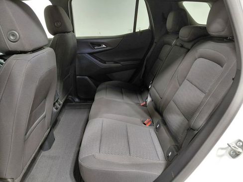 Used 2026 Chevrolet Equinox LT AWD/4WD image 36