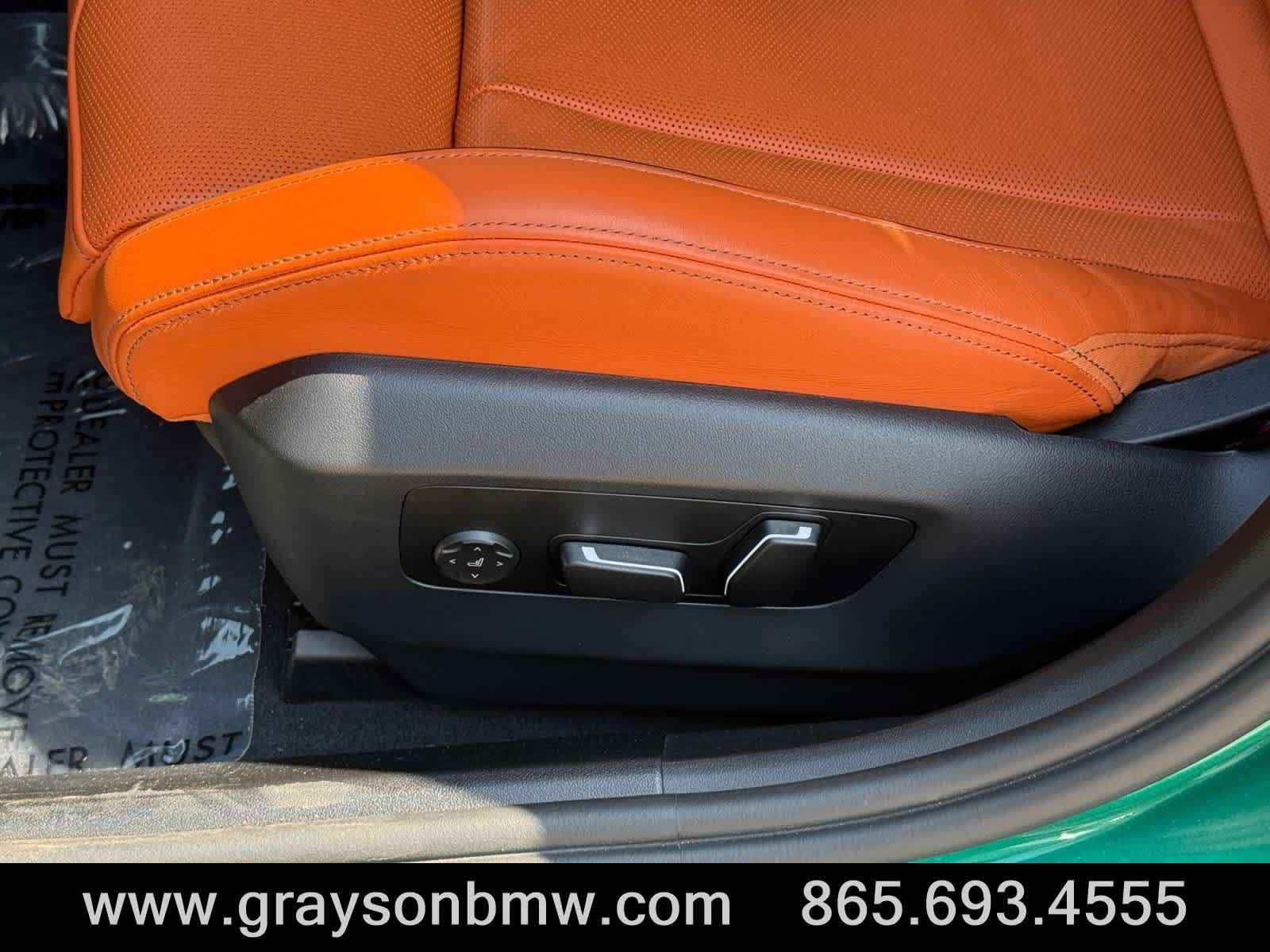 Used 2025 BMW M5 w/ Carbon Package AWD/4WD image 15