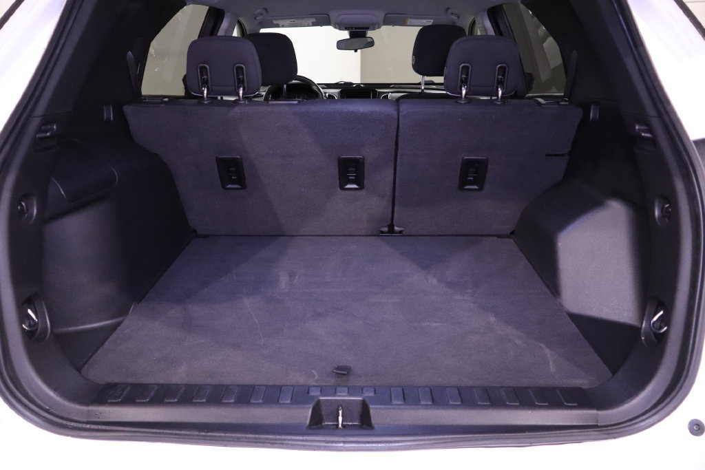 Used 2020 Chevrolet Equinox LS w/ LS Convenience Package FWD image 30
