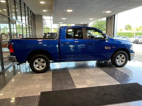 Used 2019 RAM 1500 Classic SLT w/ Luxury Group AWD/4WD image 6