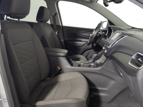 Used 2020 Chevrolet Equinox LT FWD image 21