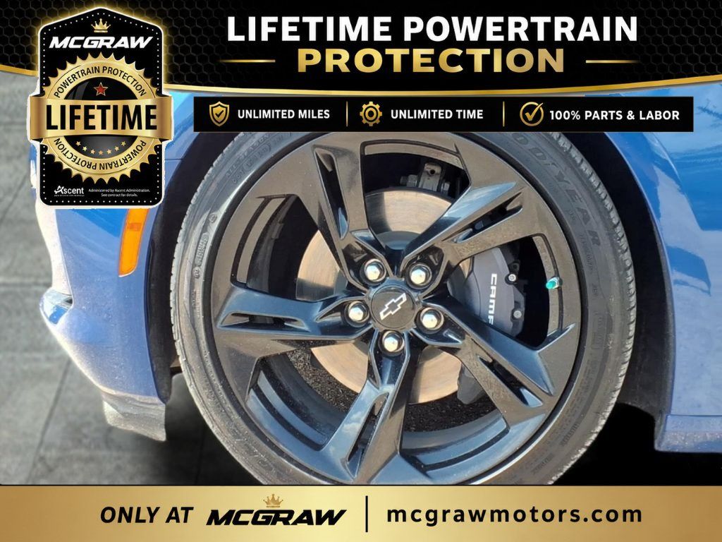 Used 2023 Chevrolet Camaro LT w/ Technology Package RWD image 8