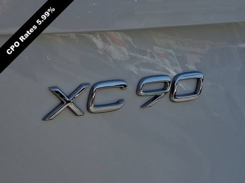 Certified 2024 Volvo XC90 B5 Plus w/ Protection Package Premier AWD/4WD image 33