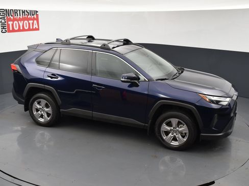 Used 2025 Toyota RAV4 XLE FWD image 20