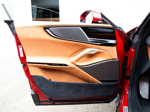 Used 2026 Ferrari Purosangue AWD/4WD image 20
