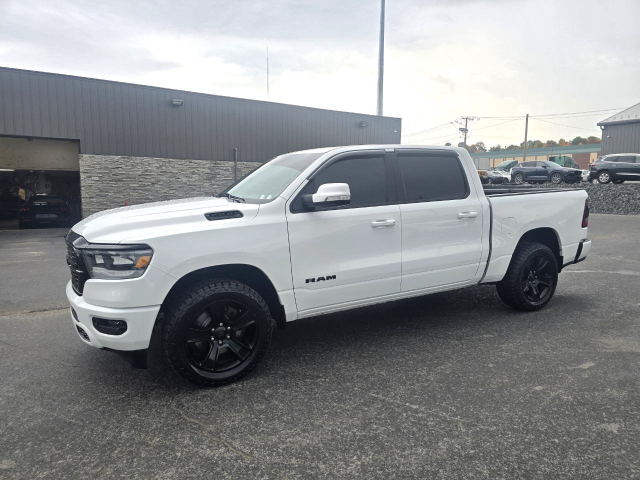 Used 2020 RAM 1500 Big Horn AWD/4WD image 3
