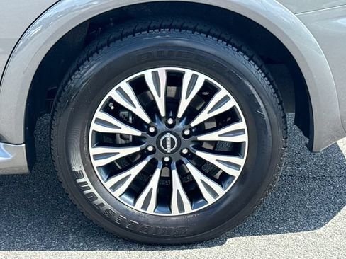 Used 2024 Nissan Armada SL w/ Midnight Edition Package RWD image 20