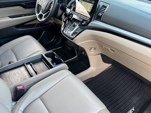 Certified 2023 Honda Odyssey Touring image 35