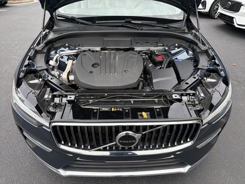 Certified 2023 Volvo XC60 B5 Plus w/ Climate Package AWD/4WD image 36