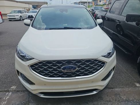 Certified 2022 Ford Edge Titanium w/ Equipment Group 301A AWD/4WD image 2