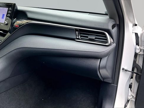 Certified 2024 Toyota Camry SE FWD image 19