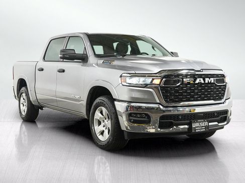 Used 2025 RAM 1500 Big Horn AWD/4WD image 7