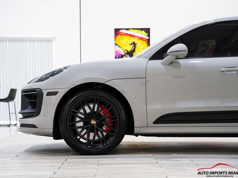 Used 2023 Porsche Macan GTS AWD/4WD image 14
