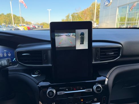 Certified 2021 Ford Explorer ST w/ Equipment Group 401A image 19