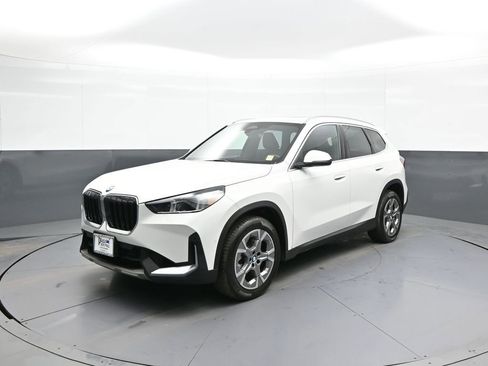 Used 2023 BMW X1 xDrive28i w/ Convenience Package AWD/4WD image 1