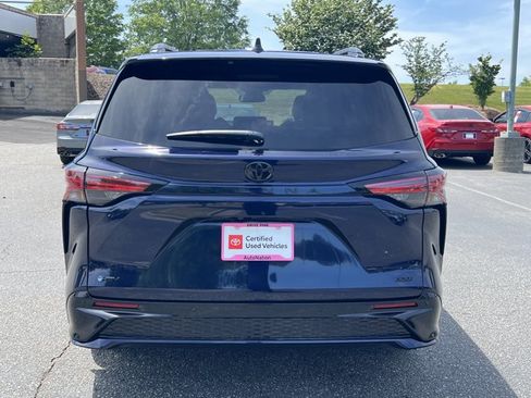 Certified 2026 Toyota Sienna XSE image 6