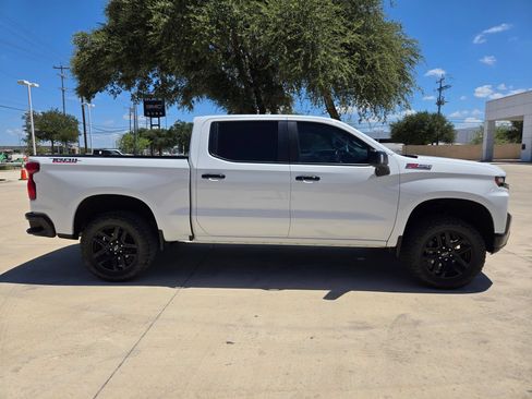 Certified 2022 Chevrolet Silverado 1500 LT Trail Boss w/ Safety Package AWD/4WD image 8
