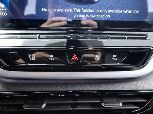 Used 2023 Volkswagen ID.4 Pro RWD image 16