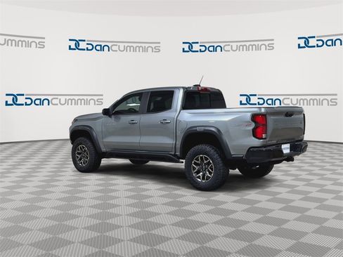 Used 2025 Chevrolet Colorado ZR2 w/ Technology Package image 6