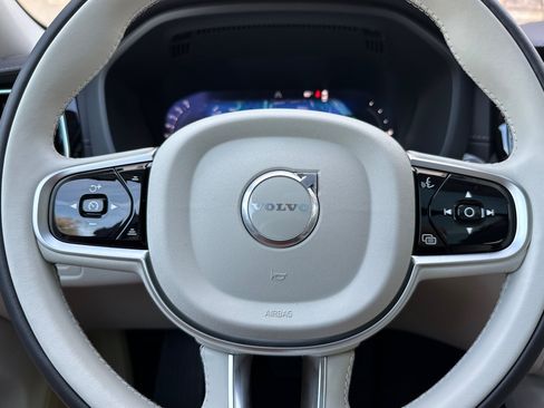 New 2026 Volvo XC60 T8 Ultra w/ Climate Package AWD/4WD image 21