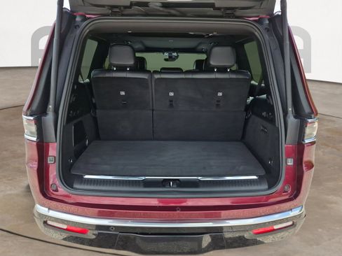 Used 2022 Jeep Grand Wagoneer Series I AWD/4WD image 12