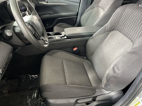 Used 2025 Toyota Camry LE FWD image 20