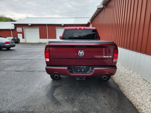 Used 2016 RAM 1500 Express AWD/4WD image 5