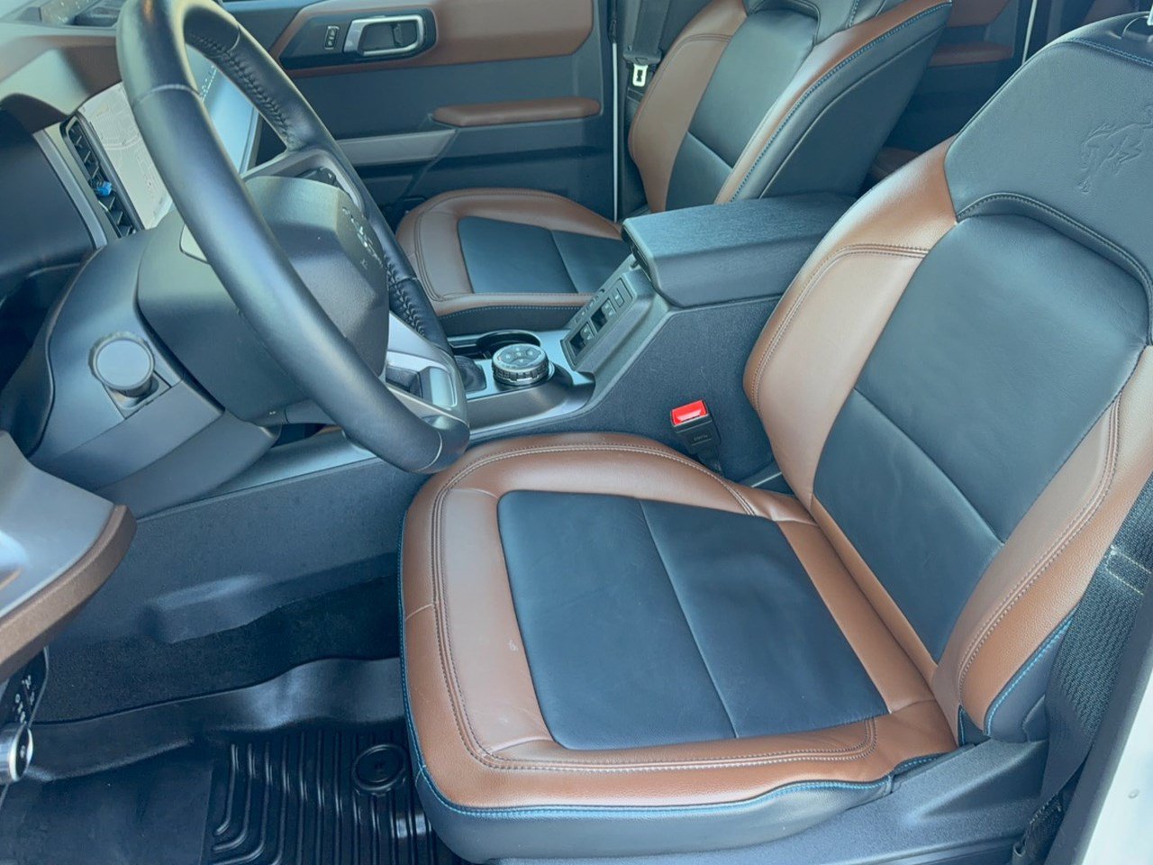 Used 2023 Ford Bronco Outer Banks AWD/4WD image 5