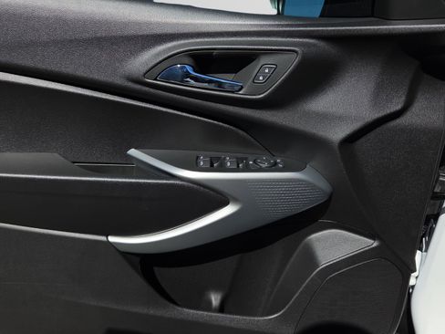 New 2026 Chevrolet Trax RS w/ Driver Confidence Package image 25