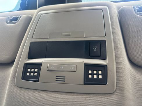 Used 2018 Toyota Tacoma SR RWD image 32