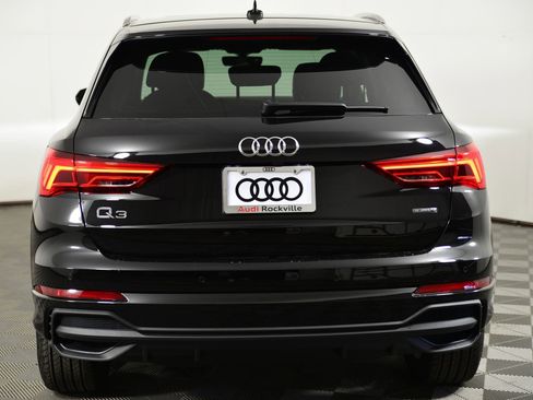 Used 2025 Audi Q5 Premium w/ Convenience Package AWD/4WD image 8