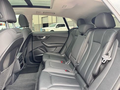 Used 2019 Audi Q8 Premium Plus w/ Premium Plus AWD/4WD image 15