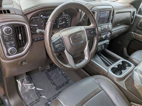 Used 2022 GMC Sierra 3500 Denali w/ Denali Ultimate Package image 10
