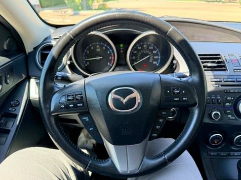 Used 2013 MAZDA MAZDA3 i Touring FWD image 17