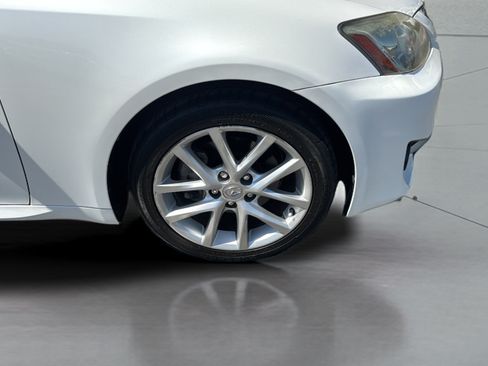 Used 2011 Lexus IS 250 w/ Premium Pkg Value Edition RWD image 34