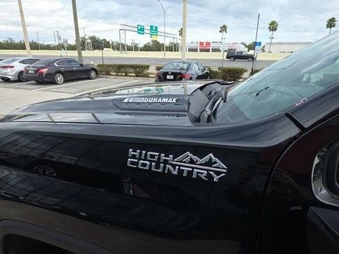 Used 2023 Chevrolet Silverado 2500 High Country w/ Z71 Off-Road Package image 11