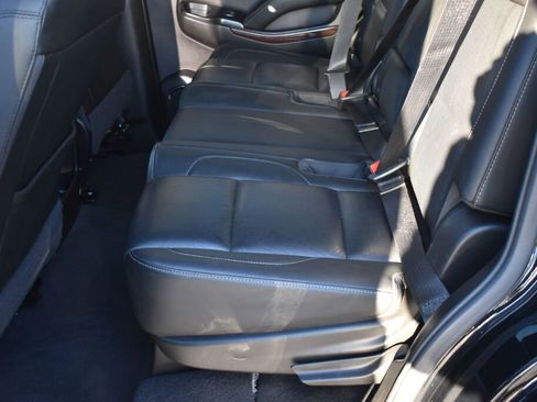 Used 2020 GMC Yukon SLT w/ Open Road Package image 24