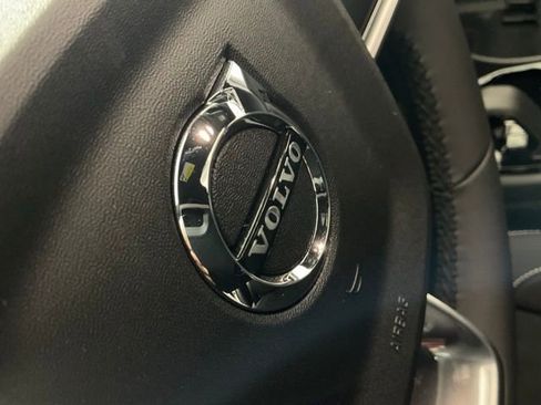 New 2026 Volvo XC40 B5 Ultra w/ Protection Package Premier image 42