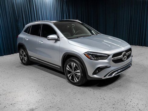 New 2026 Mercedes-Benz GLA 250 image 3