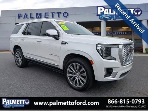 Used 2021 GMC Yukon Denali w/ Denali Premium Package AWD/4WD image 1